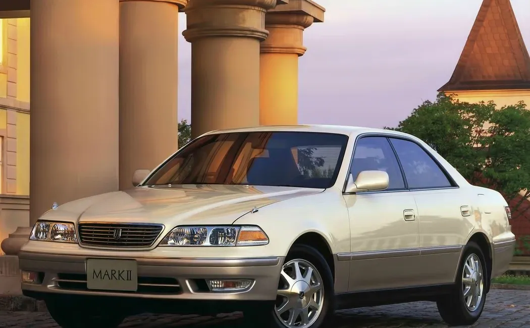 Логотип Toyota Mark II Седан 4 дв. 8 (X100)