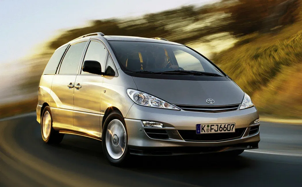 Логотип Toyota Previa Минивэн 5 дв. 2 (XR30 / XR40)