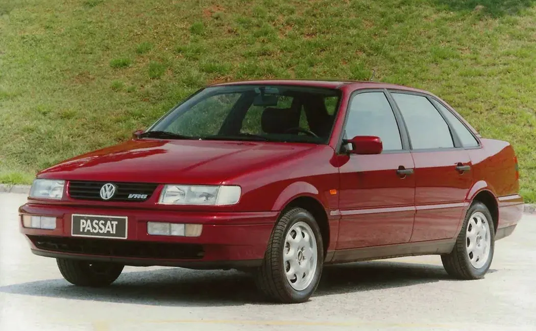 Логотип Volkswagen Passat Седан 4 дв. 4 (B4)